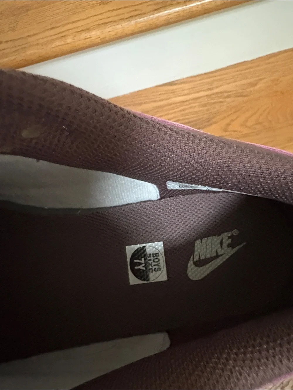 Nike Kids Low-Top DUNK Sneakers in Pink and Brown - 7Y